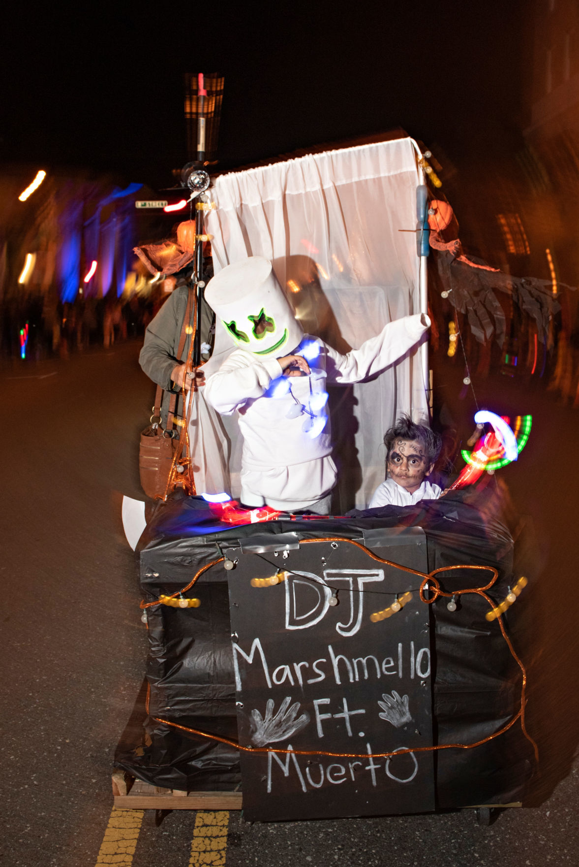 102519_nws_ocparade